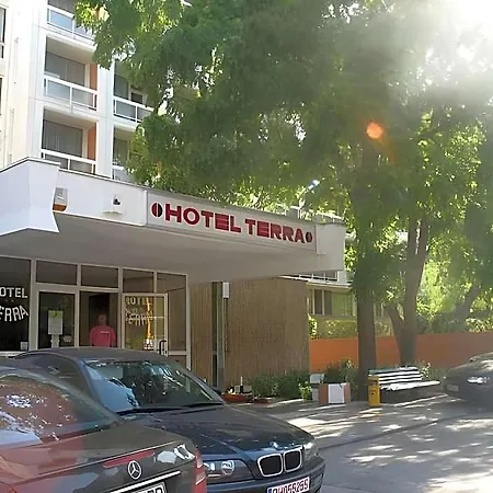 Terra 호텔 4*